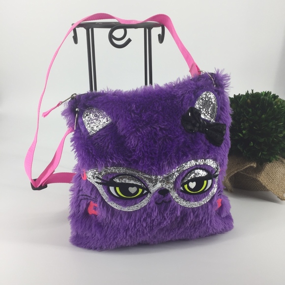 MYSTIC APPAREL Fuzzy Cross-Body Bag - Picture 2 of 8